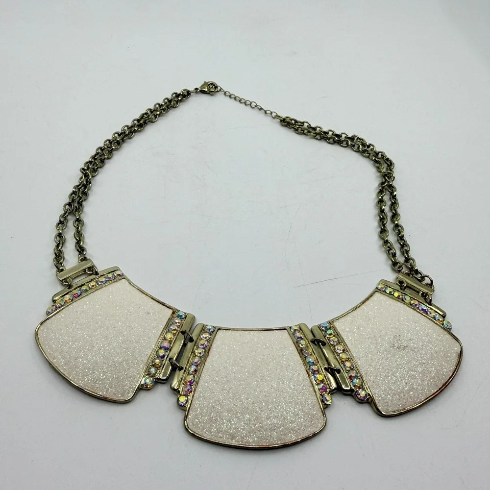 N/A sparkling bib